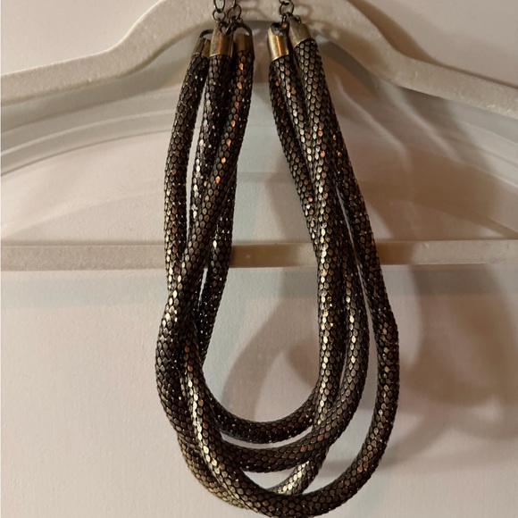 Elegant Multi-Strand Necklace - costume - Picture 2 of 5